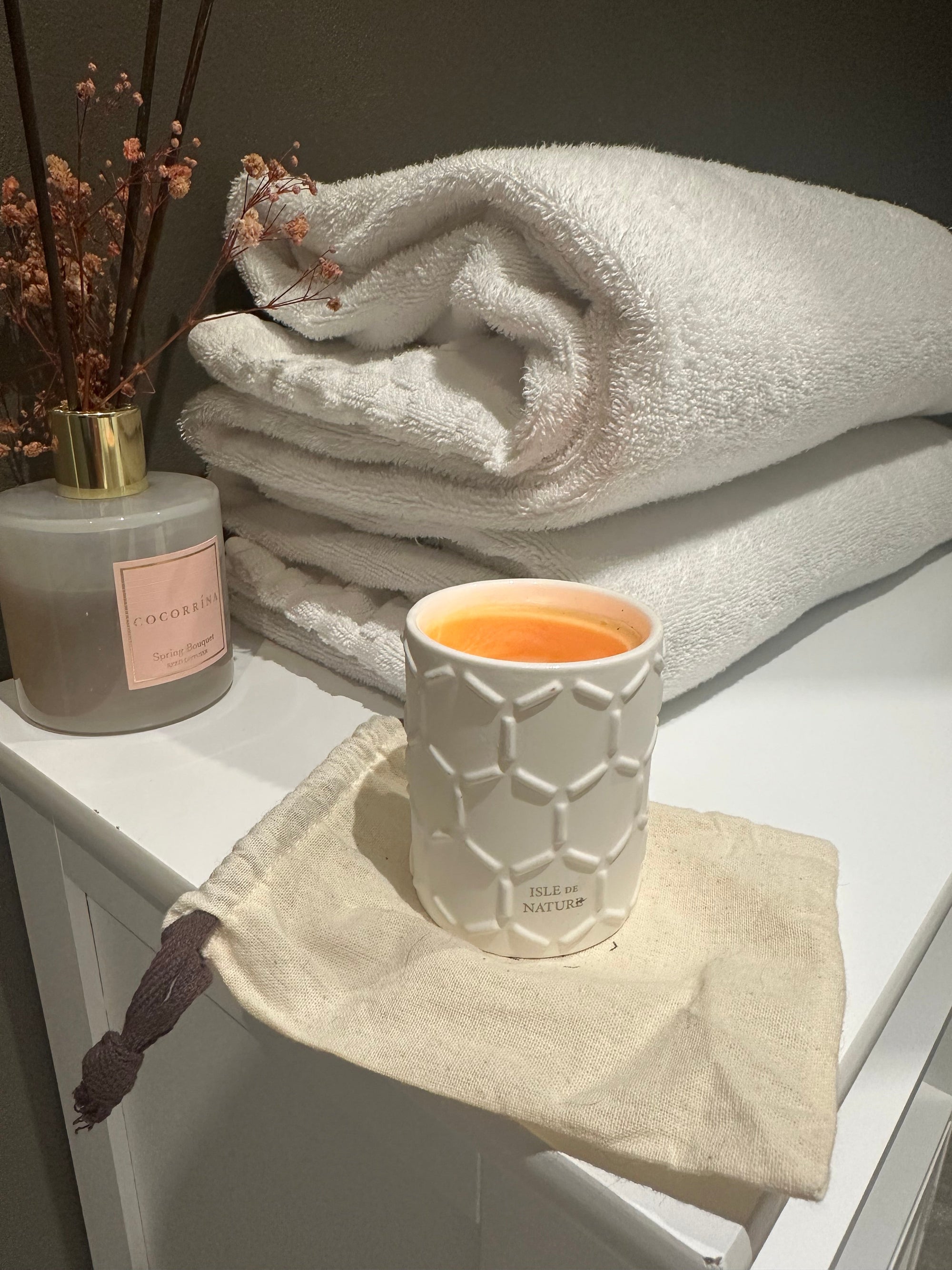 Isle de Nature votive candle in bathroom