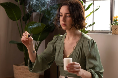 Why Natural Fragrance Notes Are Popular in Luxury Candles