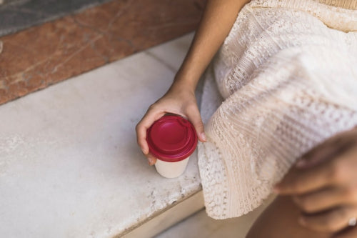 How to Choose a Candle With a Reusable or Upcyclable Vessel