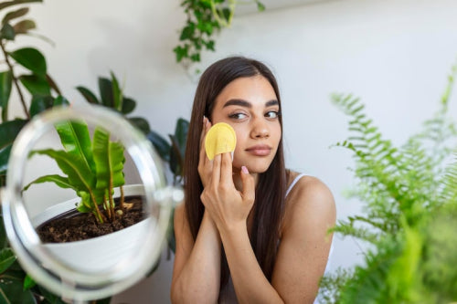 Why Natural Moisturizers Help Maintain Skin Balance