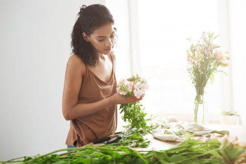How Botanical Self-Care Supports Everyday Confidence