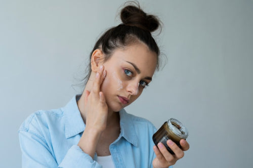 What Causes Dry and Dehydrated Skin