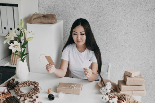 How to Compare Eco Friendly Candle Materials