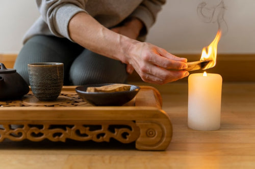 What Makes a Candle Appropriate for Meditation or Yoga