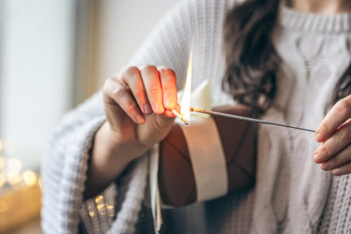 The Role of Beeswax in Clean-Burning, Low-Soot Candles